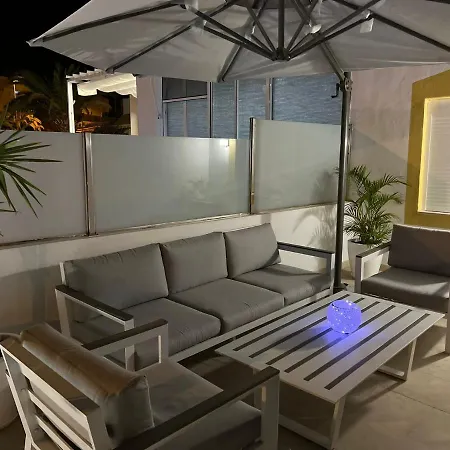 아파트 Luxury House Atlantico Private Heated Pool 아데제