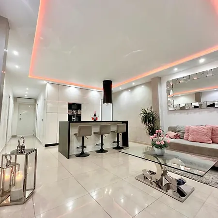 Luxury House Atlantico Private Heated Pool أذيخي